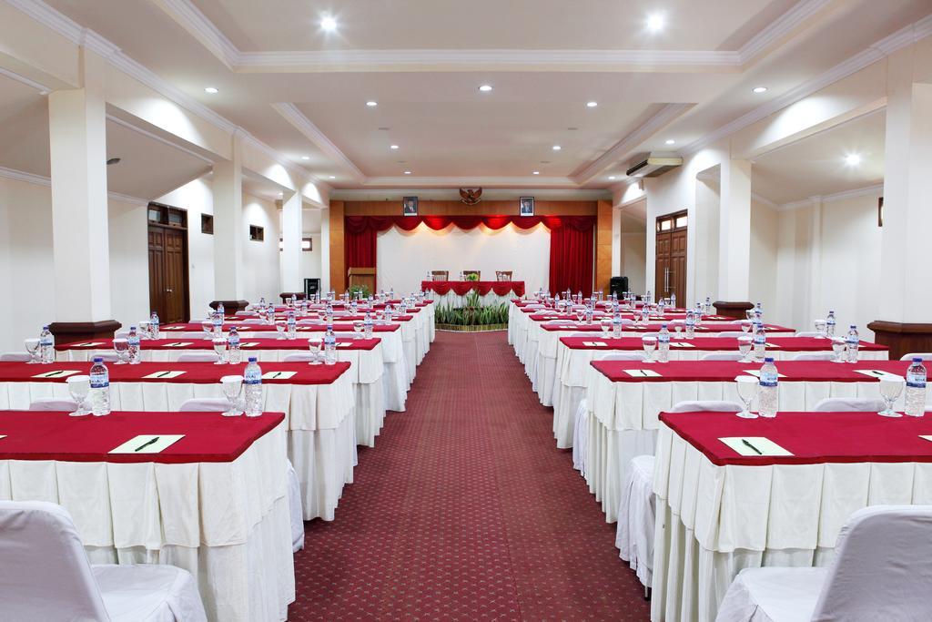 מטאראם Lombok Garden Hotel מראה חיצוני תמונה