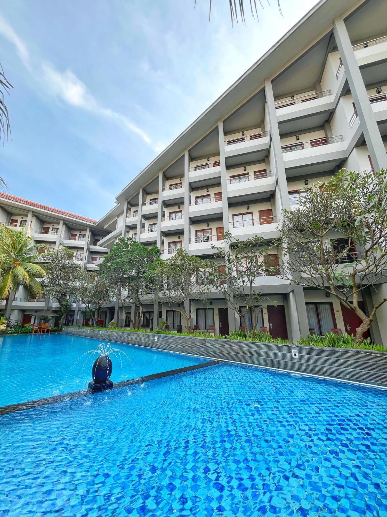 מטאראם Lombok Garden Hotel מראה חיצוני תמונה