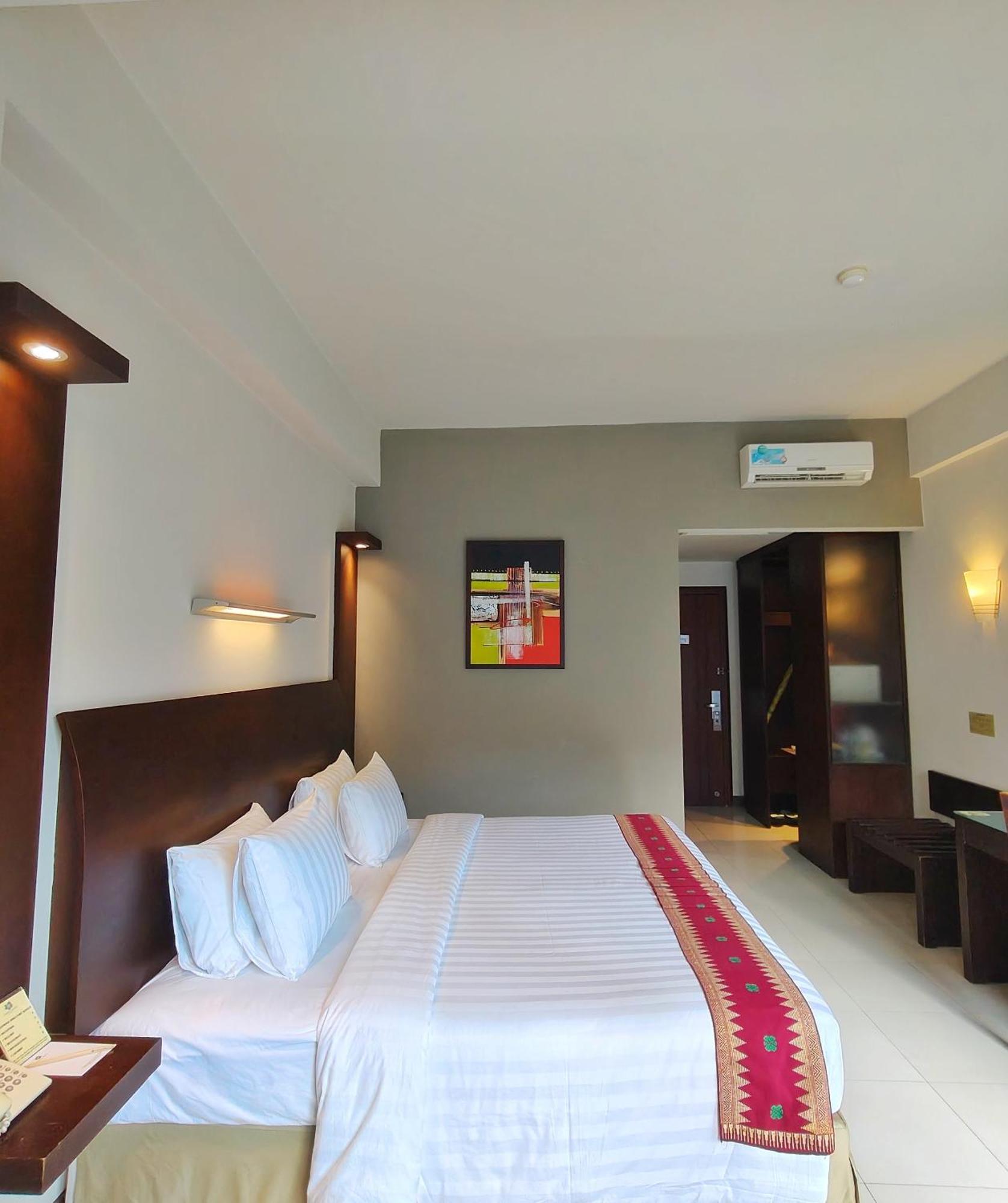 מטאראם Lombok Garden Hotel מראה חיצוני תמונה