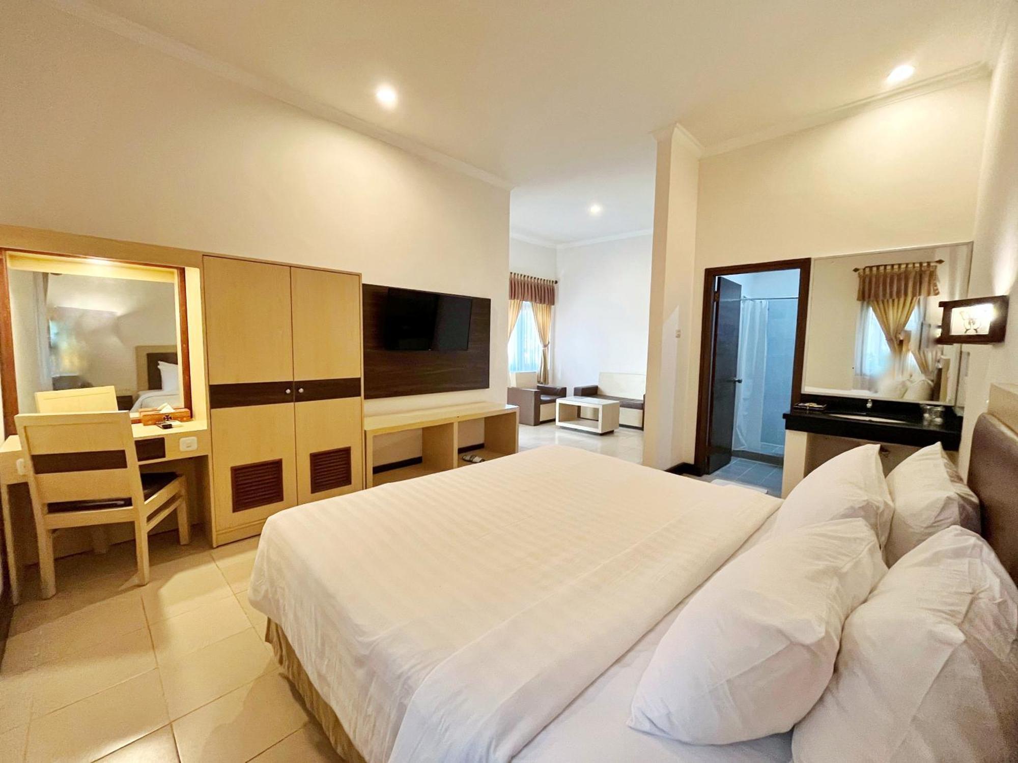 מטאראם Lombok Garden Hotel מראה חיצוני תמונה