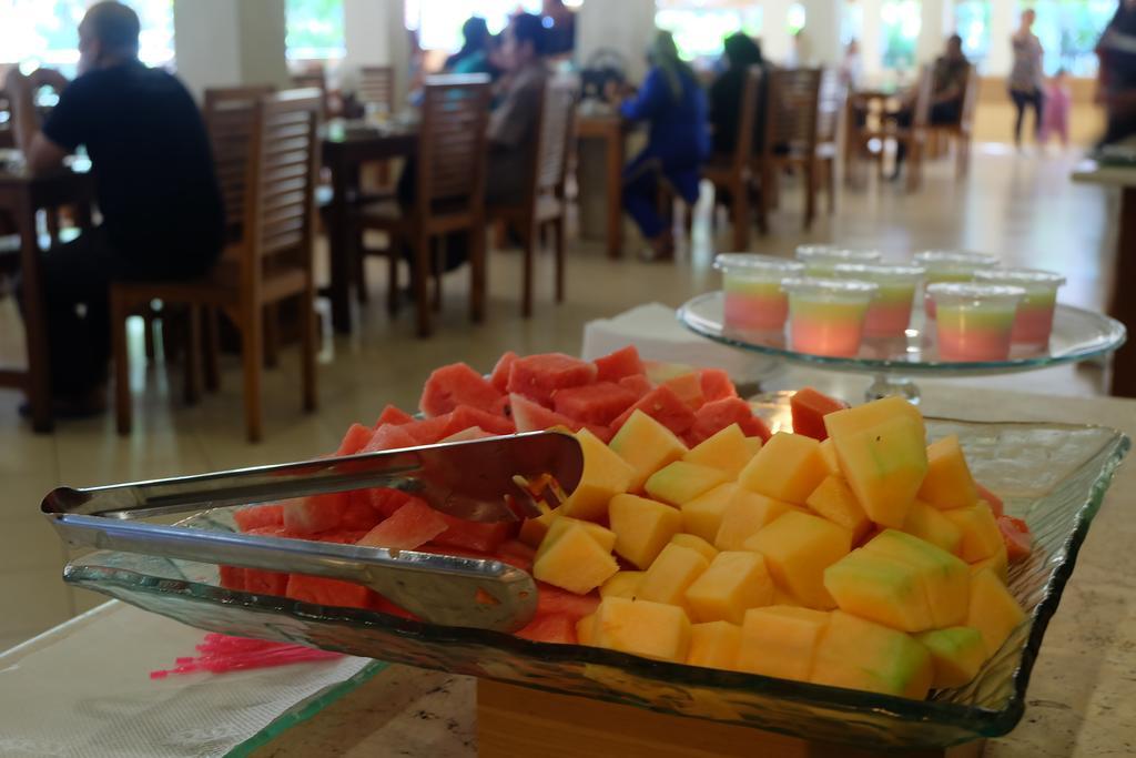 מטאראם Lombok Garden Hotel מראה חיצוני תמונה